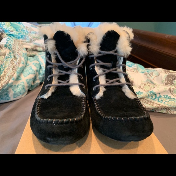 UGG Shoes - UGG water resistant Chickaree Boot